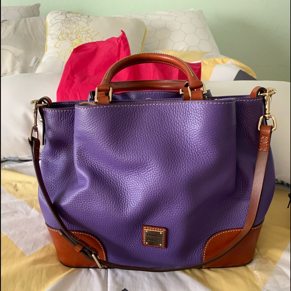 Dooney and bourke shoulder bag